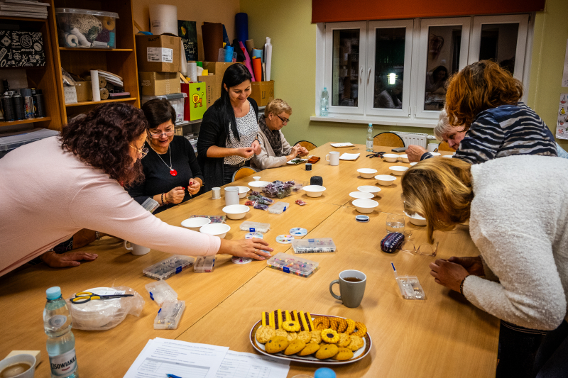 „Poznaj, zwiedzaj, smakuj” - warsztaty rękodzielnicze dla dorosłych