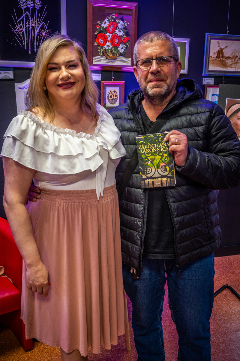 Opowieści, które poruszają serce - spotkanie autorskie z Sylwią Kubik