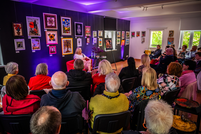 Opowieści, które poruszają serce - spotkanie autorskie z Sylwią Kubik