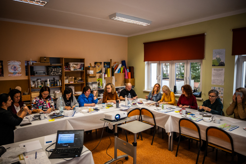 „Let's Art - Masz Fart!” - szkolenie z arteterapii