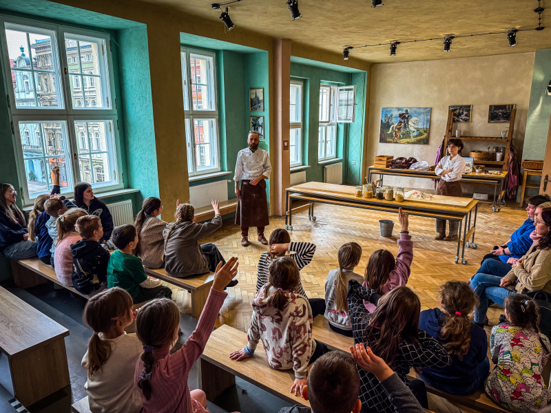 Dwa tygodnie kreatywnych ferii z biblioteką za nami