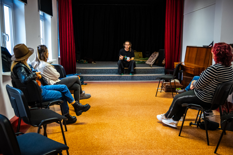 „Od próby do premiery” - warsztaty teatralne, oświetleniowe i projektowanie scenografii