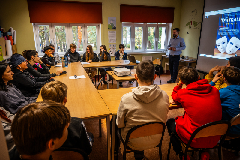 „Od próby do premiery” - warsztaty sztuki pisania scenariusza i grafiki komputerowej