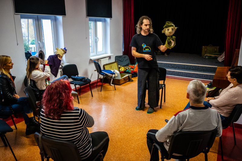 „Od próby do premiery” - warsztaty teatralne, oświetleniowe i projektowanie scenografii